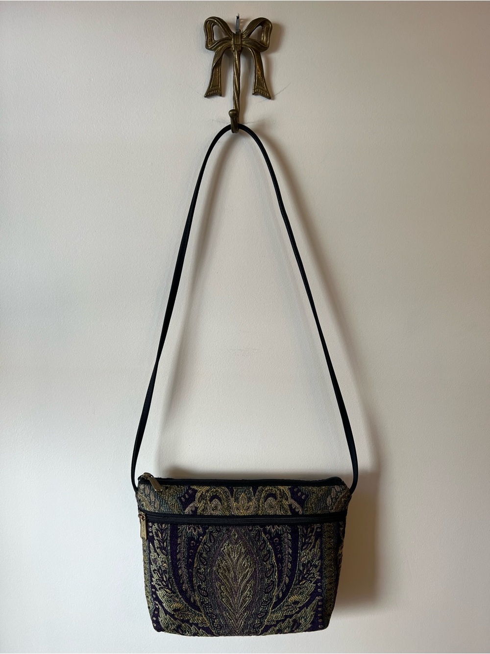 Vintage Danny K. Beverly Hills USA Made Embroidered Tapestry Crossbody Bag